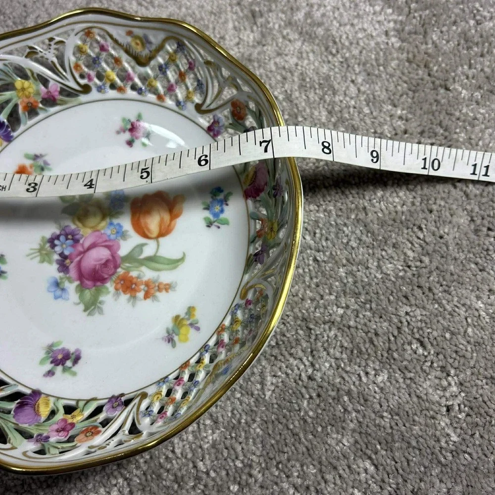 Dresden Schumann Chateau Bavaria Porcelain Reticulated Lattice Bowl‎ Flowers